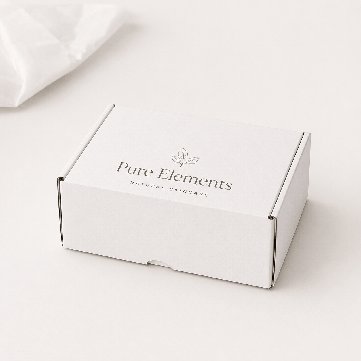 Caja ecommerce pequeña personalizada con diseño corporativo para envíos profesionales