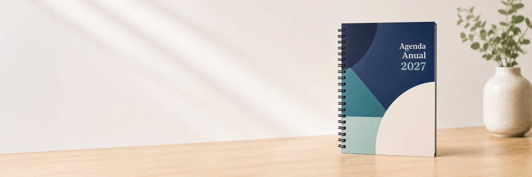 Agenda anual personalizada para empresas impresa a todo color con encuadernación wire-o