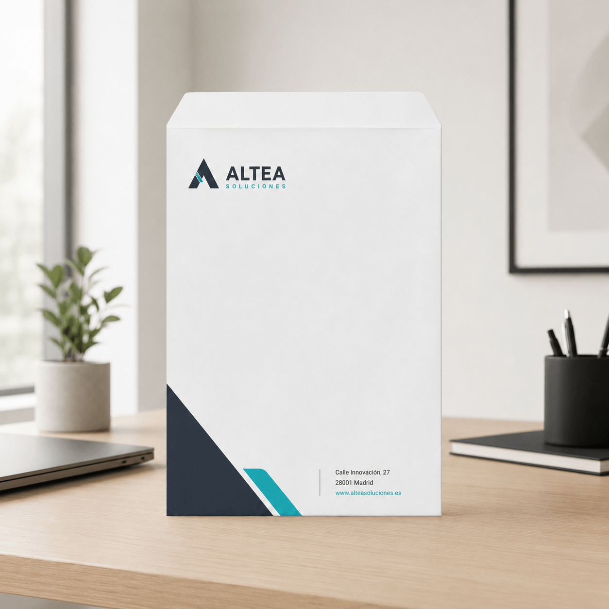 Bolsas de papel de diferentes formatos para envio de documentos de empresas
