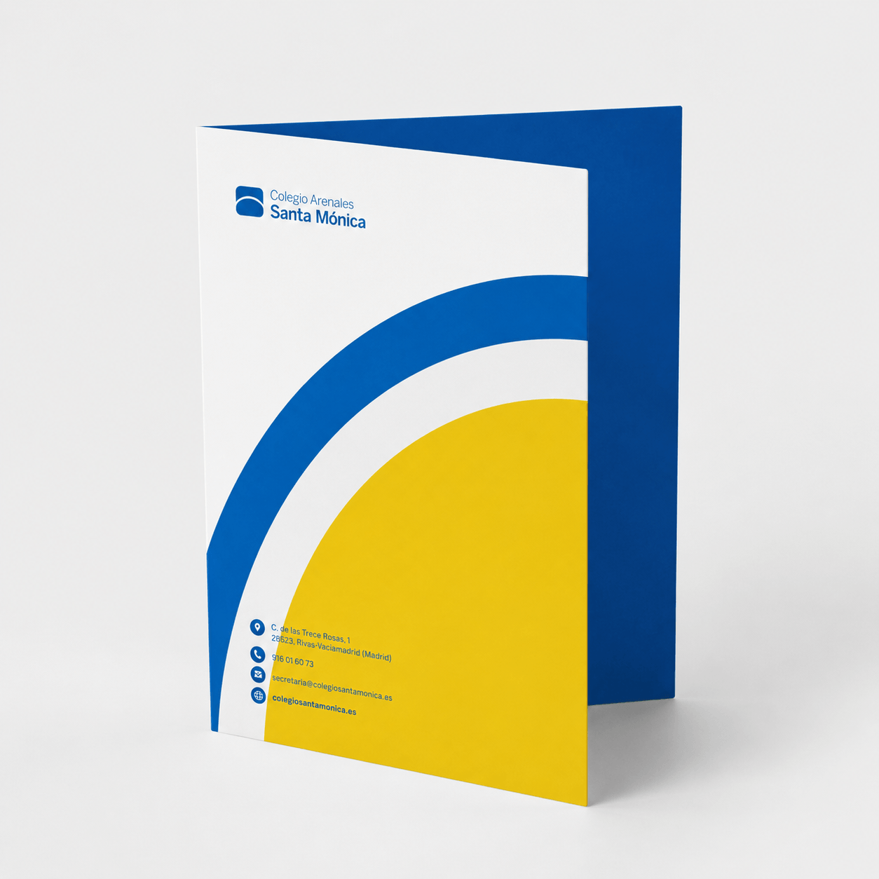 Carpeta sin solapa personalizada con diseño corporativo moderno, impresa a todo color sobre cartulina de alta calidad, ideal para presentar documentación de empresa.