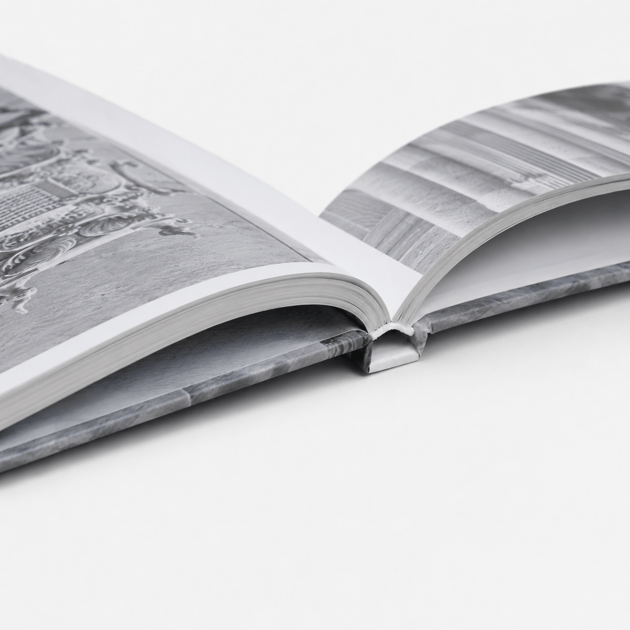 Libro personalizado en tapa dura con impresión editorial y acabados profesionales
