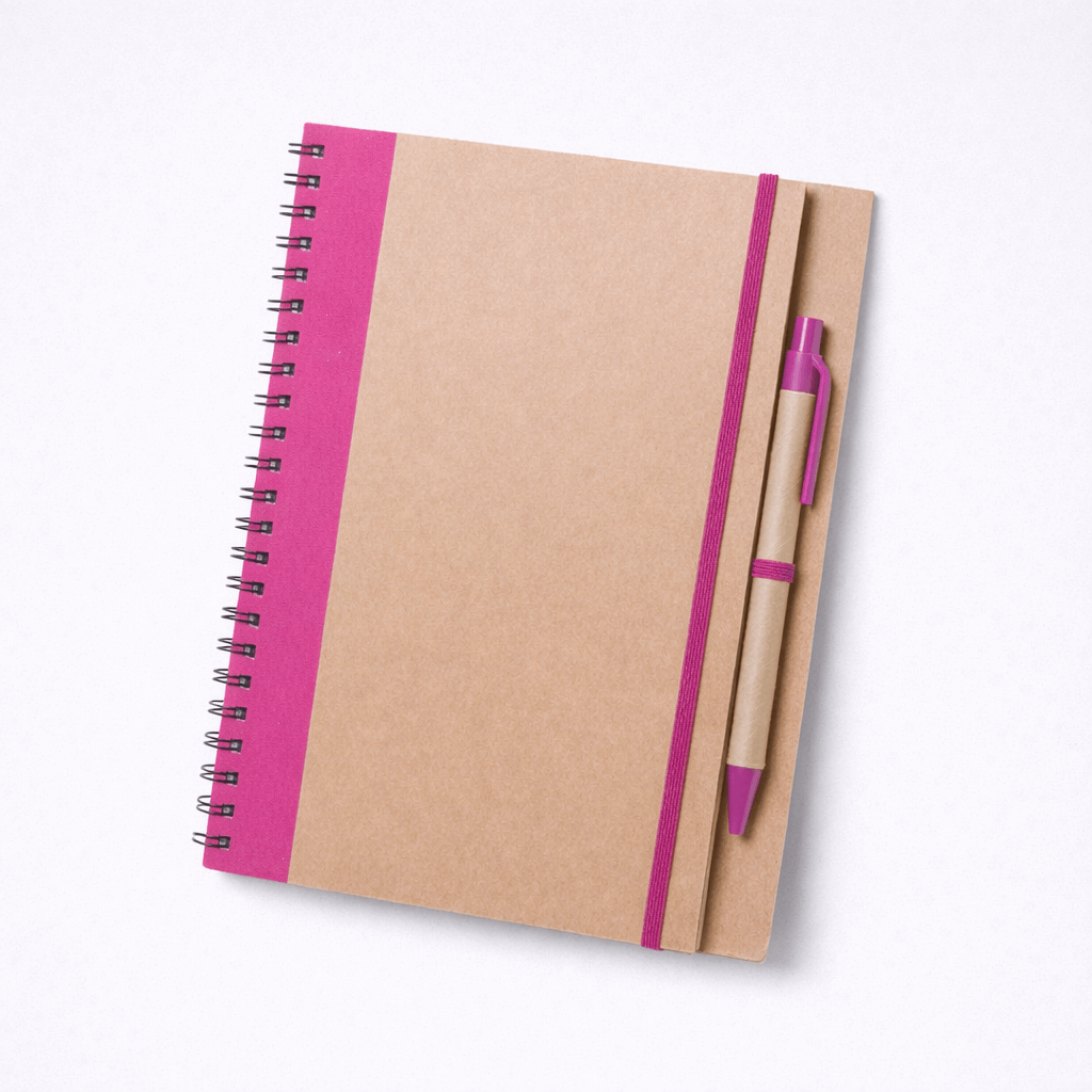 Libreta reciclada de anillas personalizada con bolígrafo en color violeta